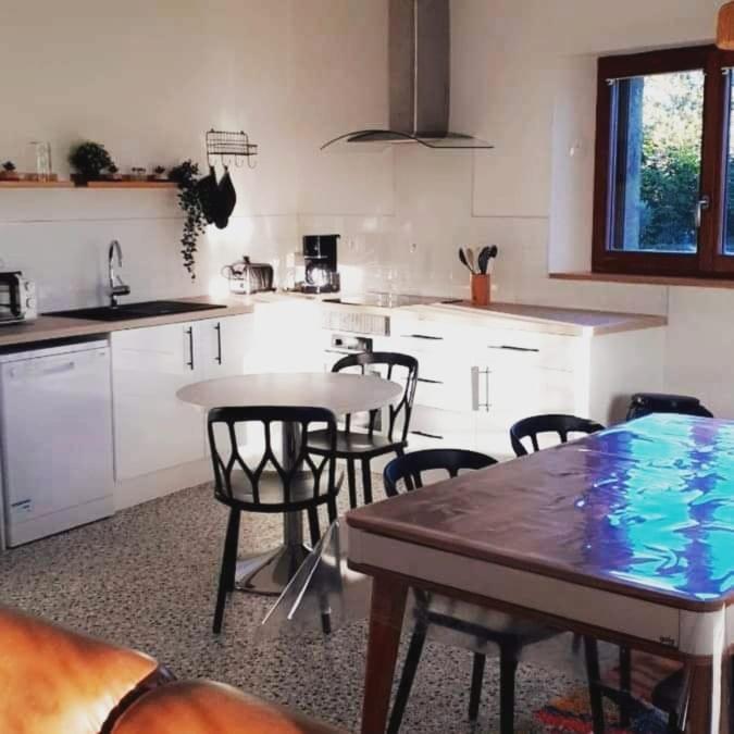Apartament Les Verveines Saint-Martin-dʼArdèche Zewnętrze zdjęcie
